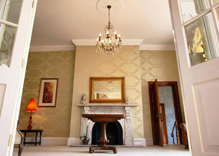 The School House, Patricks Square, Town 펜션 웩스퍼드