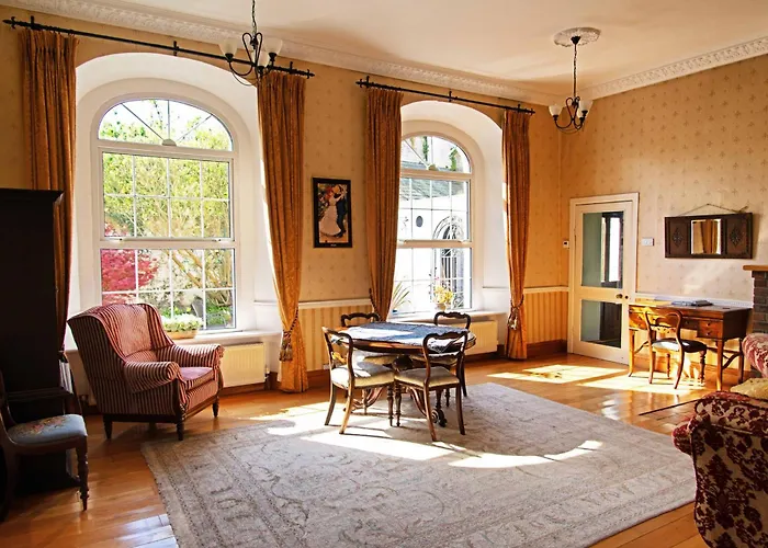 The School House, Patricks Square, Town * 웩스퍼드