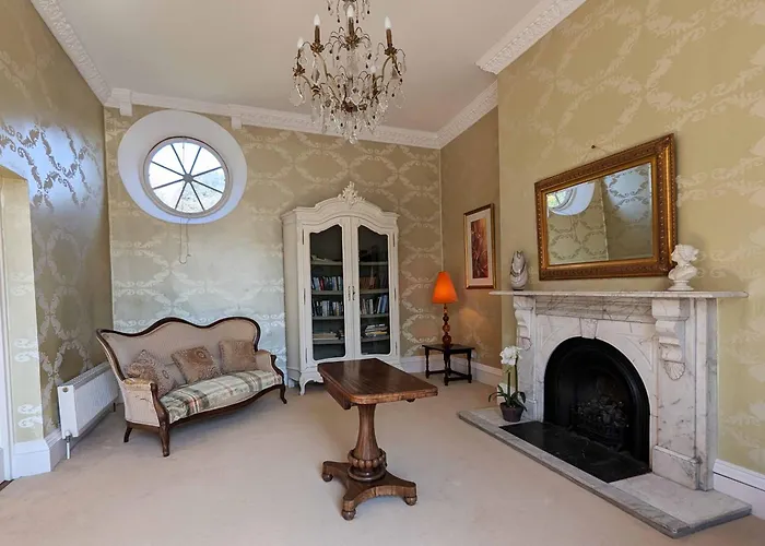 The School House, Patricks Square, Town 펜션 웩스퍼드