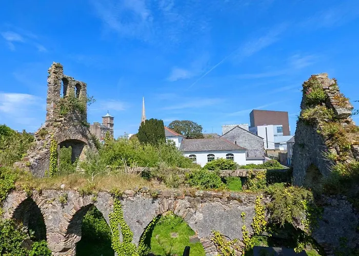 펜션 The School House, Patricks Square, Town *